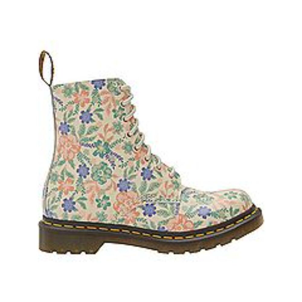 Dr. Martens Pascal Boots - Size 7 - NIB